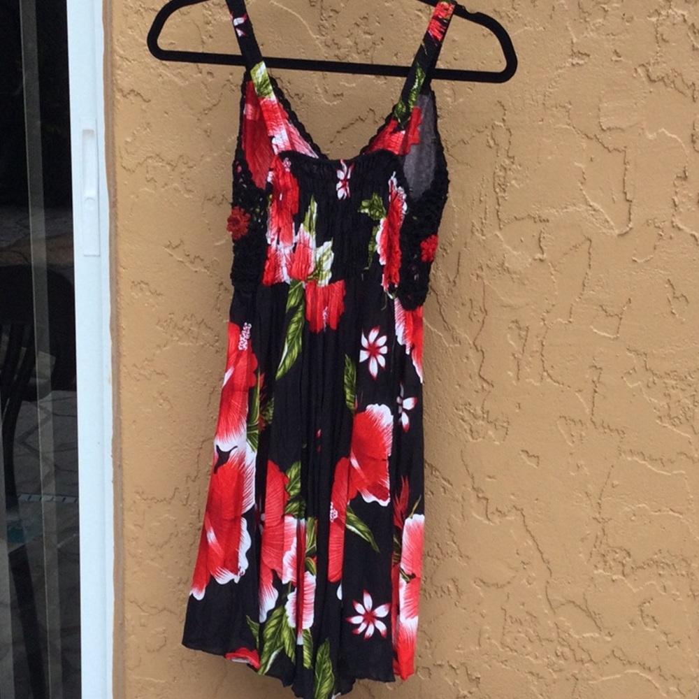 Sundress - Picture 2 of 2